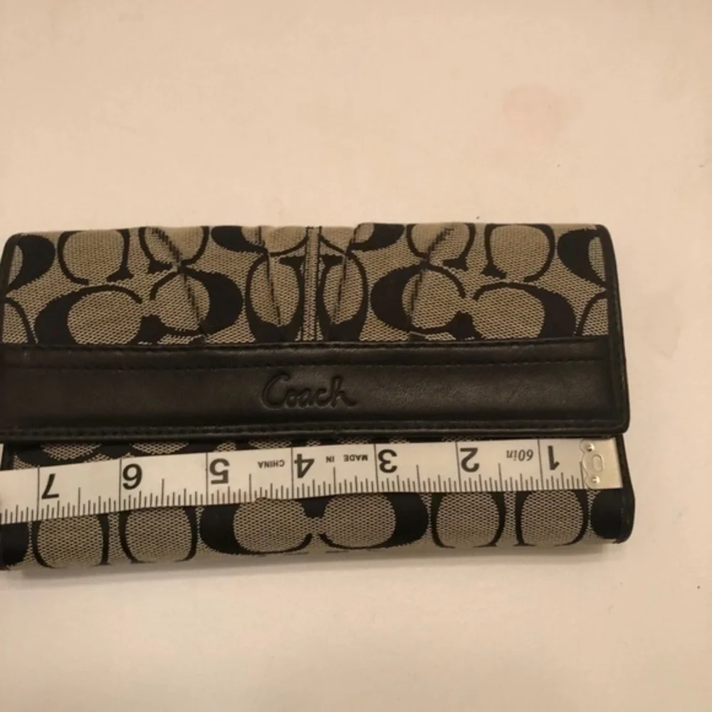 Coach signature Ashley jacquard & leather wallet